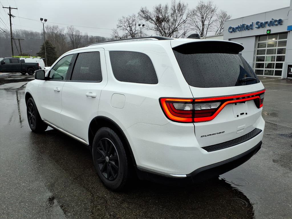 Used 2023 Dodge Durango SXT image 6