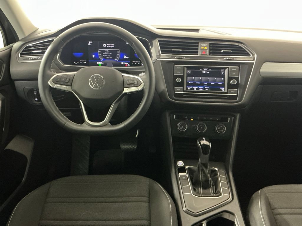 Used 2022 Volkswagen Tiguan S FWD image 9