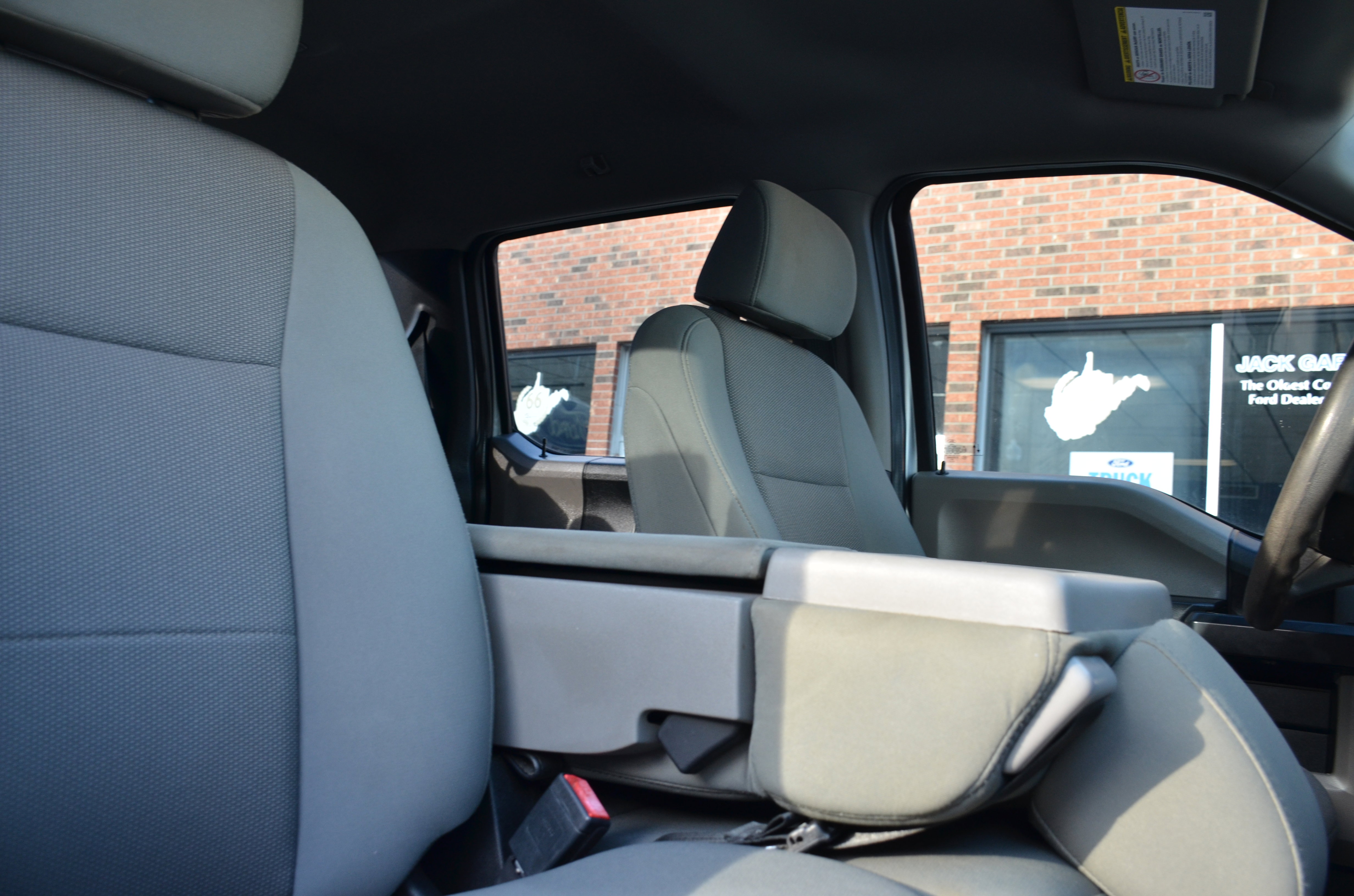 Used 2020 Ford F250 XL w/ STX Appearance Package image 24