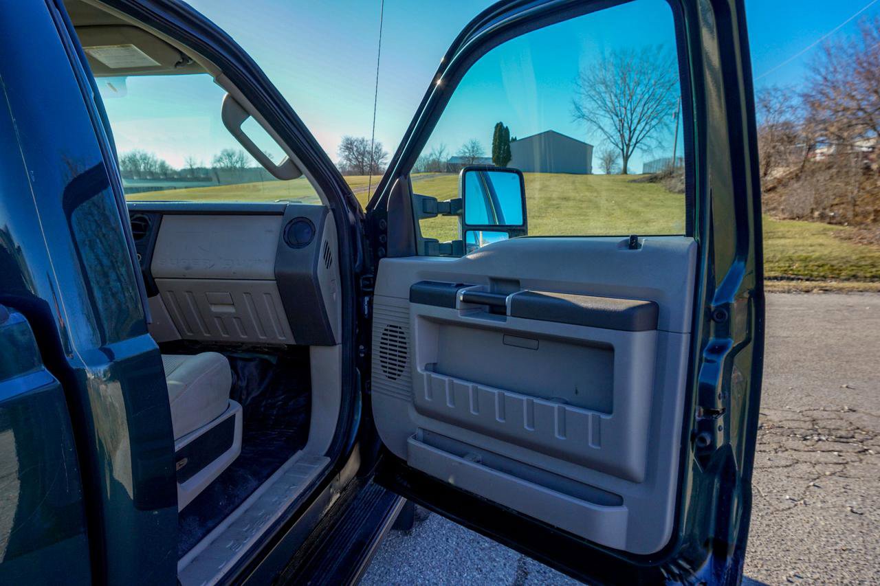 Used 2008 Ford F350 XLT image 19