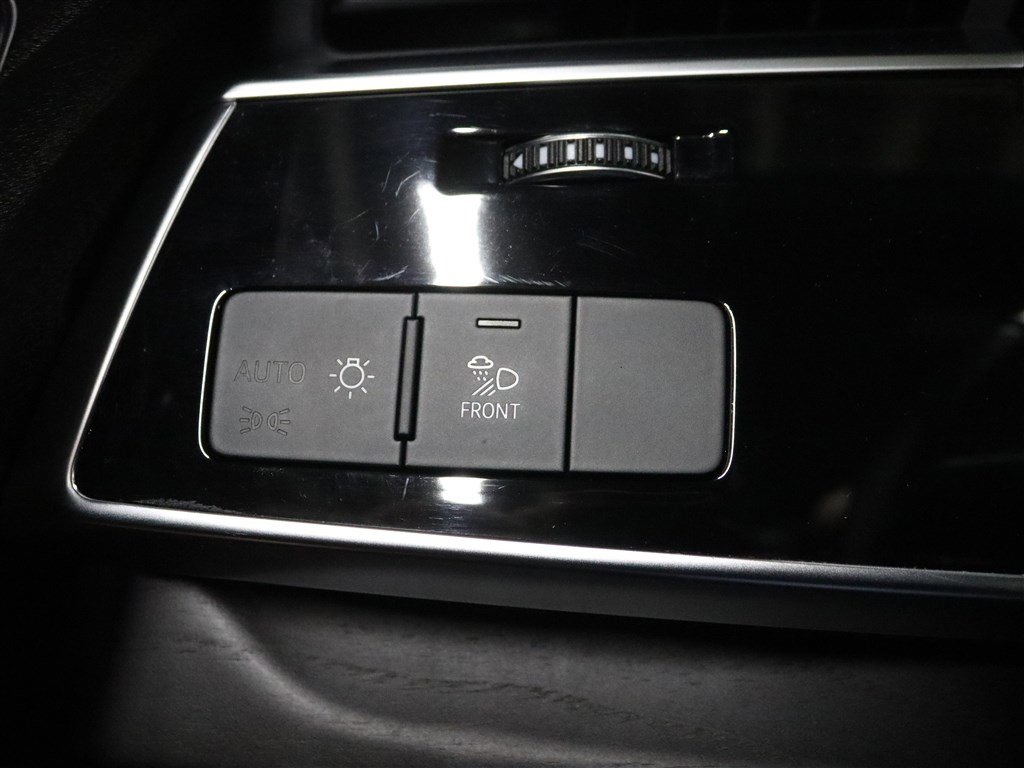 Used 2021 Audi Q8 Premium Plus w/ Premium Plus Package AWD/4WD image 31