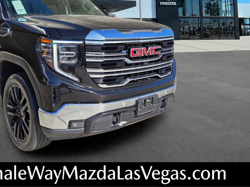 Used 2022 GMC Sierra 1500 SLT w/ SLT Premium Plus Package AWD/4WD image 7