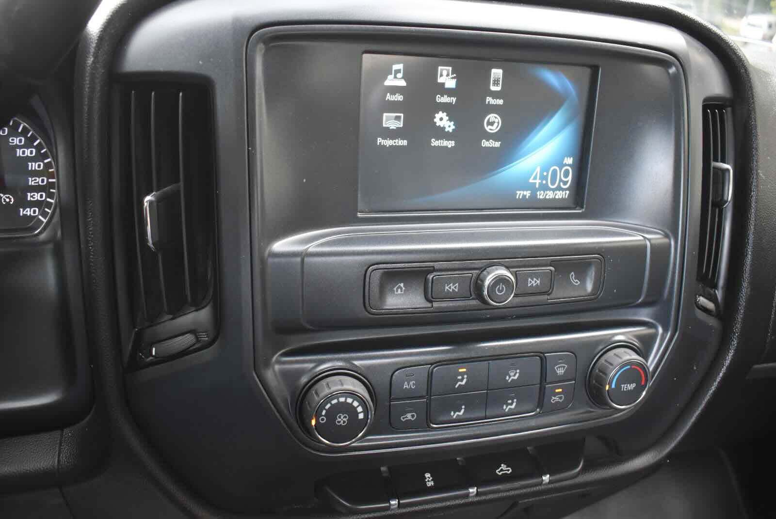 Used 2018 Chevrolet Silverado 3500 W/T RWD image 17