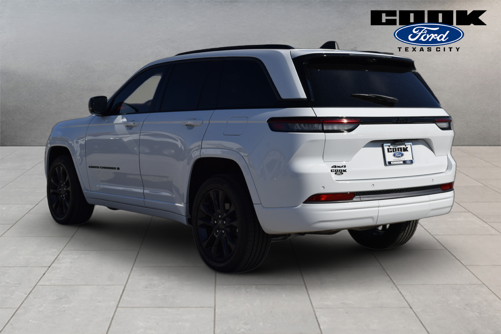 Used 2026 Jeep Grand Cherokee Limited AWD/4WD image 4
