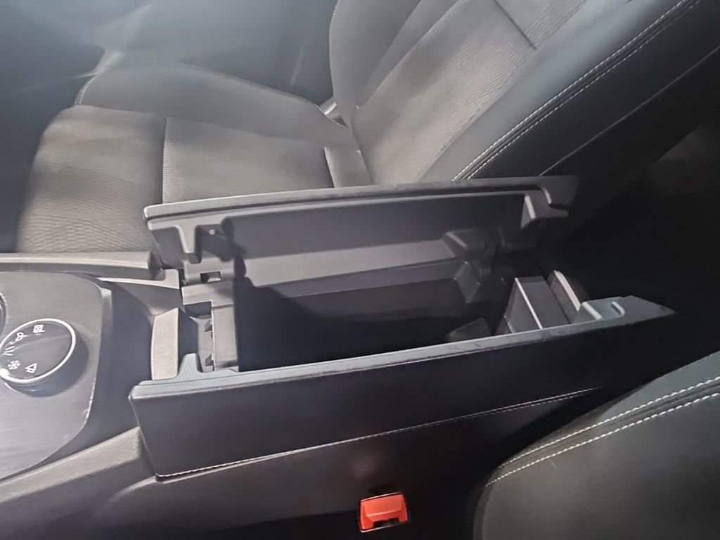 Used 2025 Nissan Rogue SV image 22