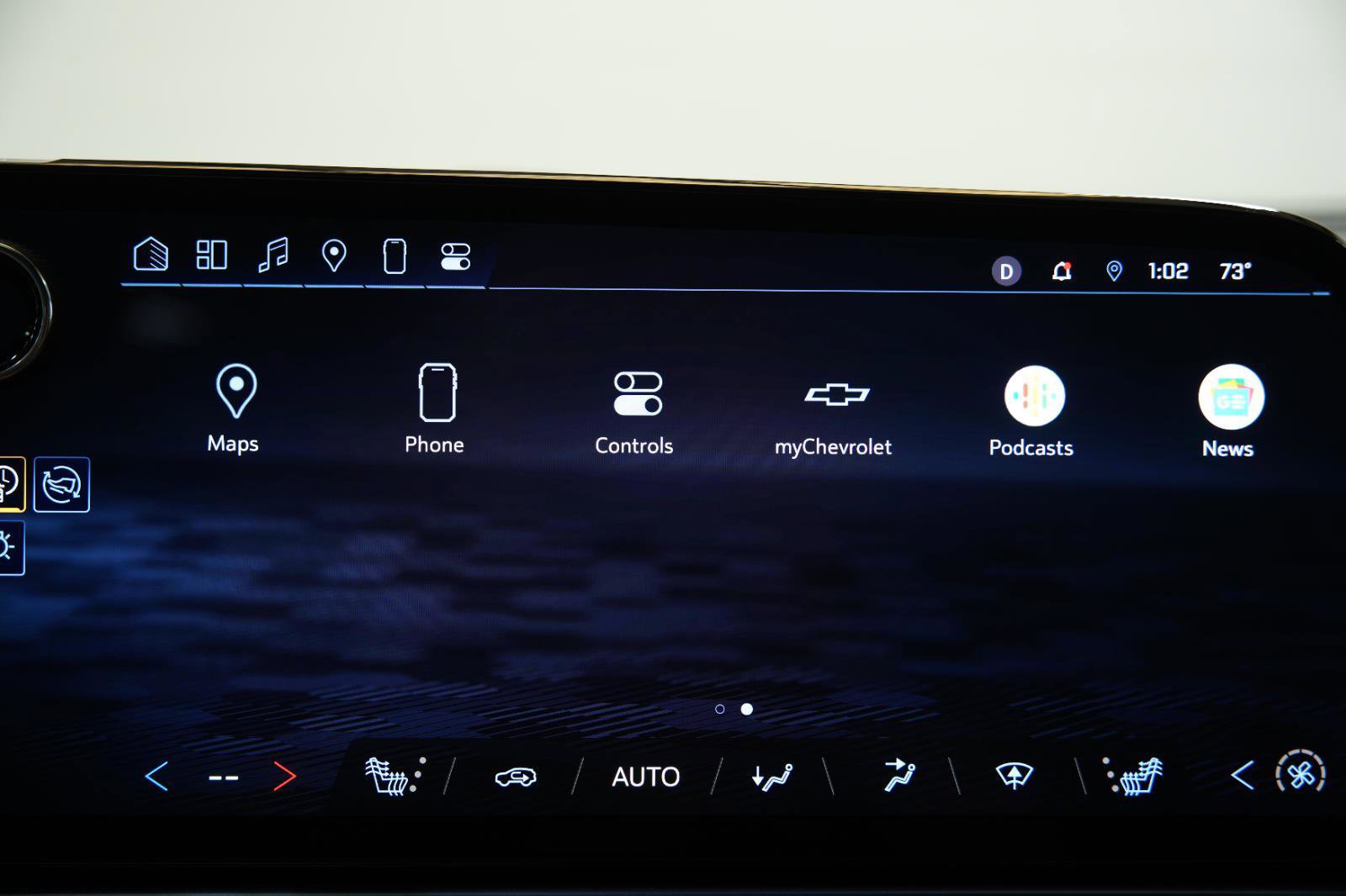 Used 2025 Chevrolet Equinox EV LT w/ Convenience Package image 31