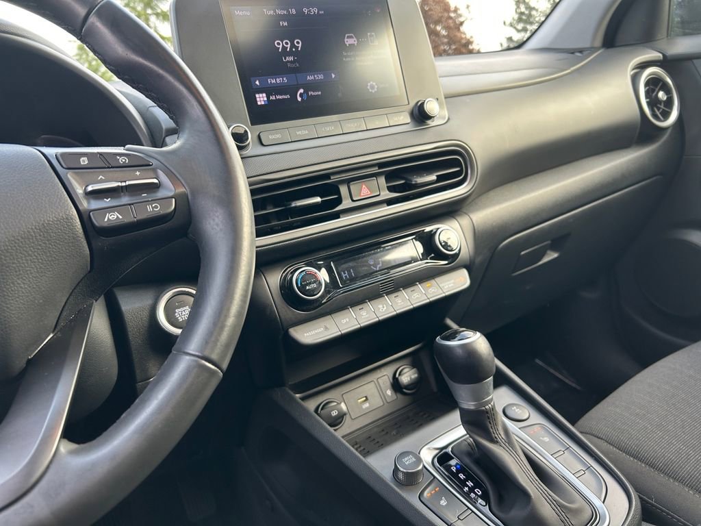 Used 2022 Hyundai Kona SEL w/ Convenience Package image 21