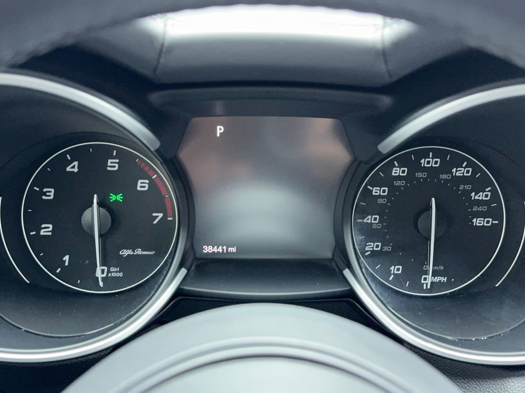 Used 2022 Alfa Romeo Stelvio Ti AWD/4WD image 16