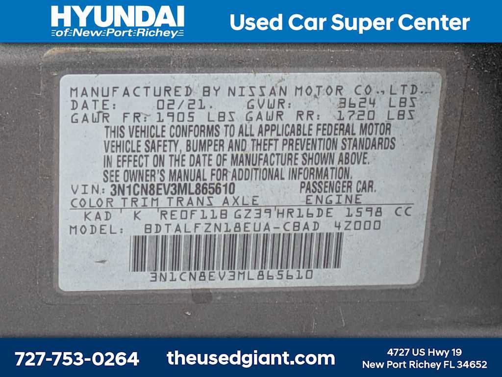 Used 2021 Nissan Versa SV image 13