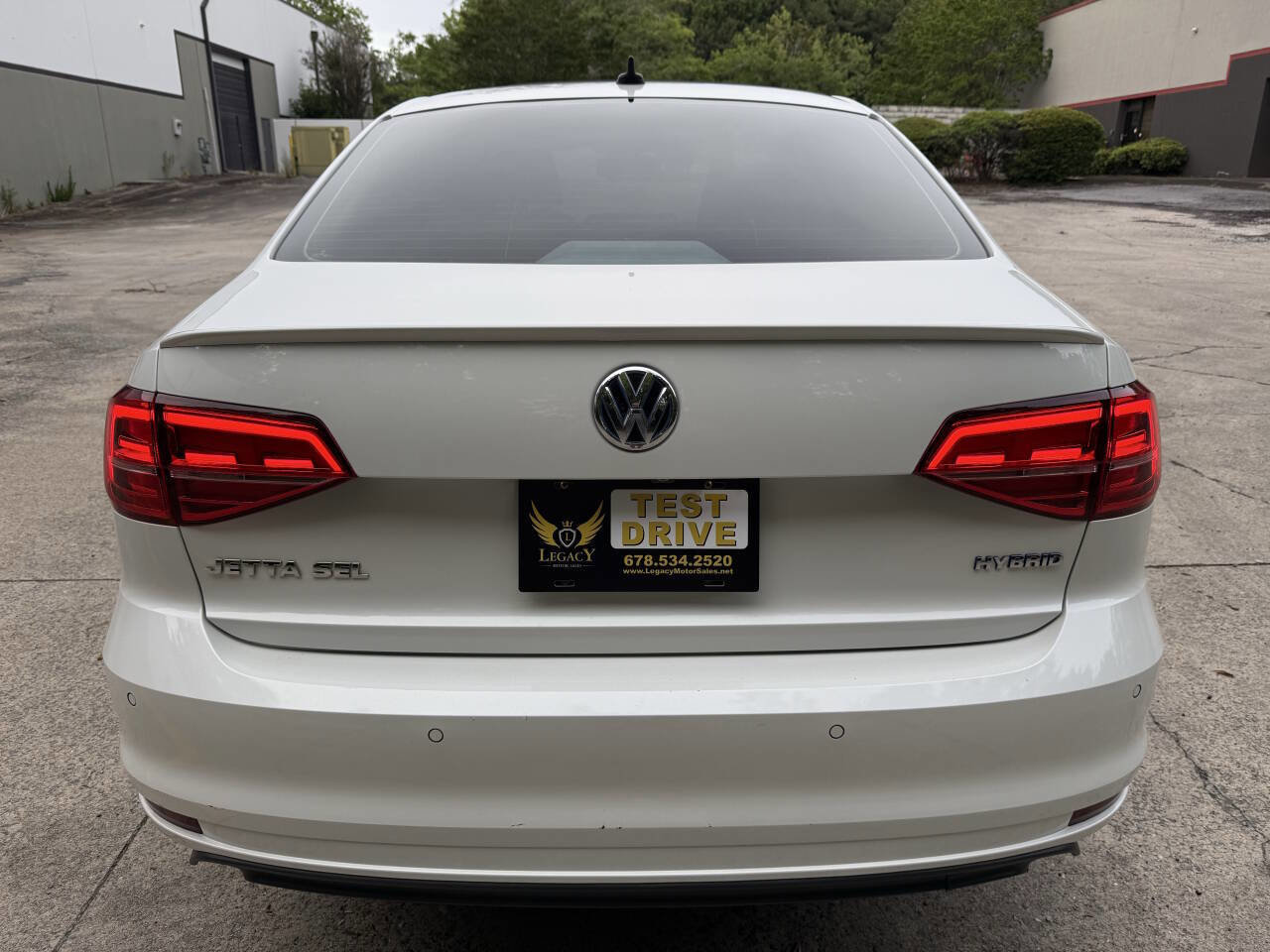 Used 2016 Volkswagen Jetta SEL Premium FWD image 4
