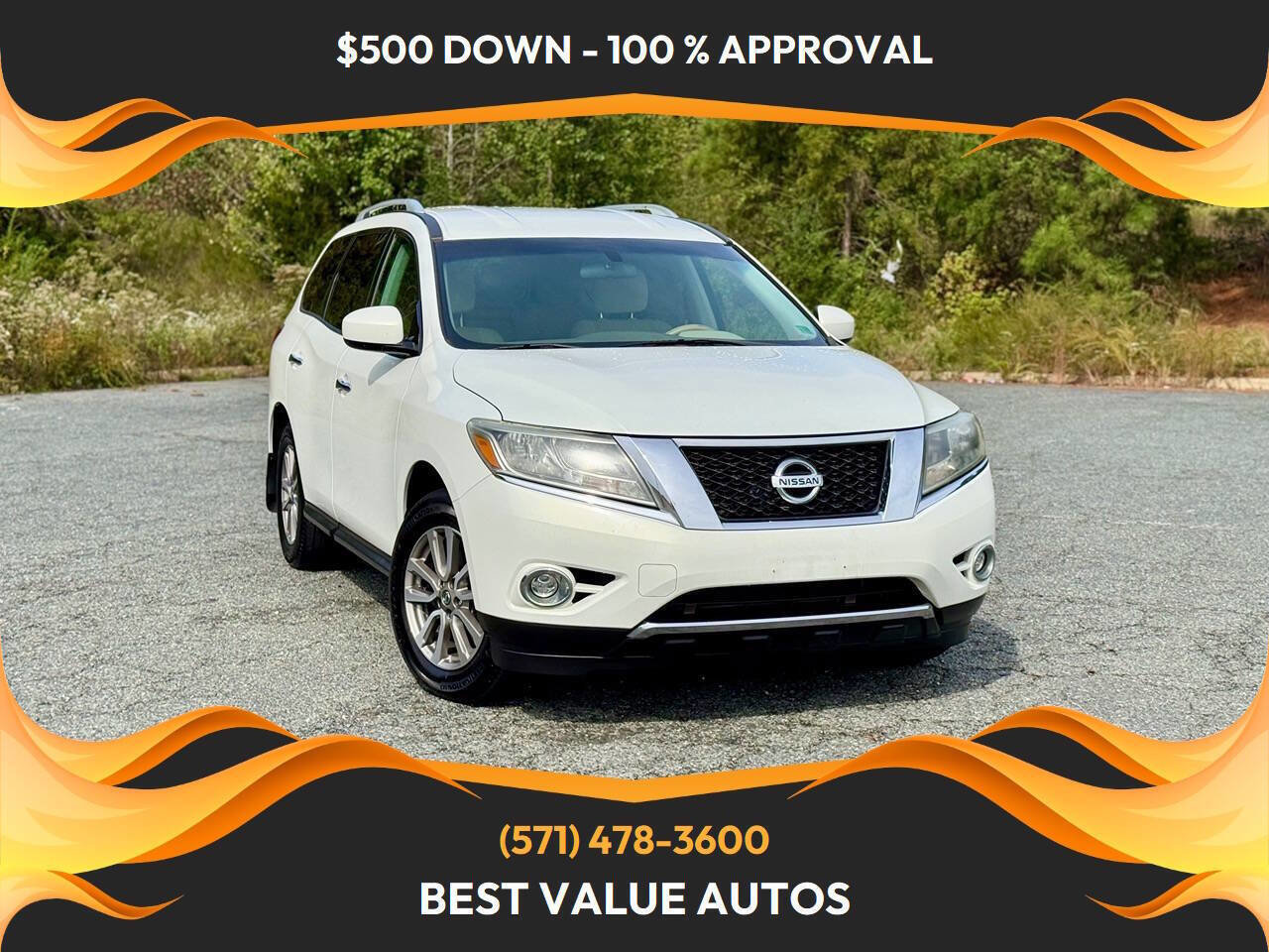 Used 2014 Nissan Pathfinder SV image 1