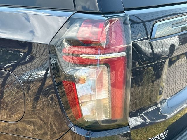 Used 2022 Chevrolet Tahoe RST w/ Luxury Package AWD/4WD image 8