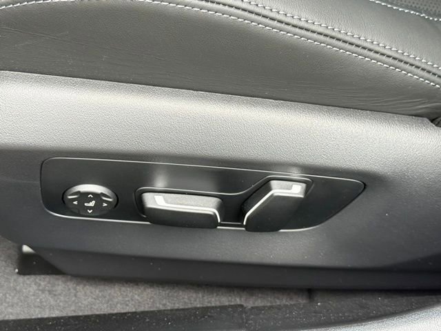 New 2026 BMW M5 Touring image 18