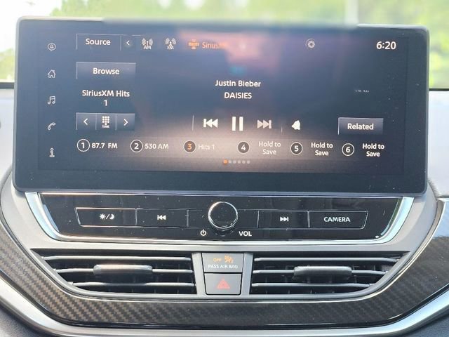 New 2025 Nissan Altima 2.5 SR w/ SR Premium Package image 19