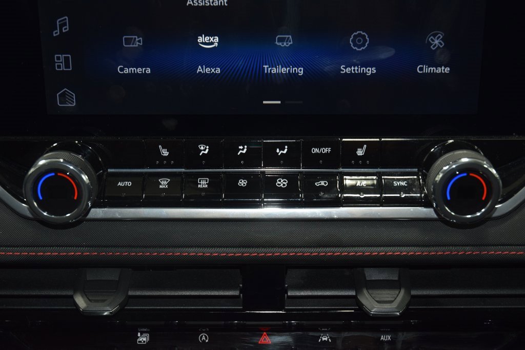 Certified 2023 Chevrolet Colorado Z71 w/ Z71 Convenience Package 2 image 33