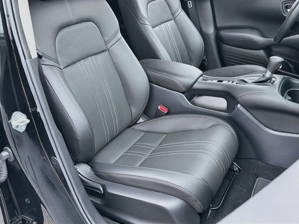 Used 2025 Honda HR-V EX-L image 29