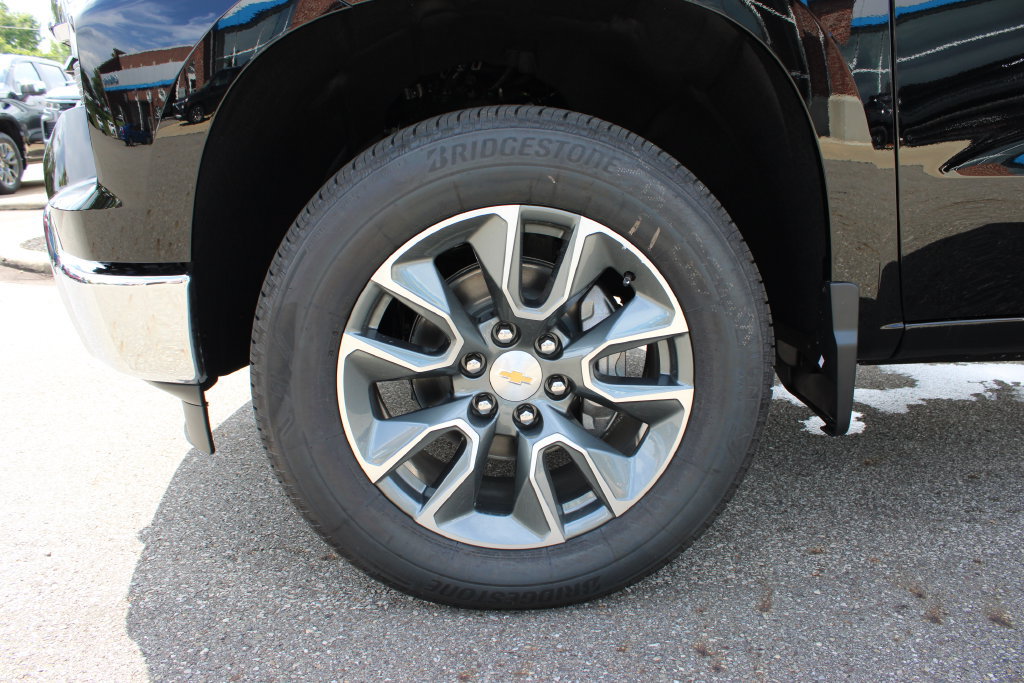 New 2026 Chevrolet Silverado 1500 LT w/ Safety Package AWD/4WD image 30