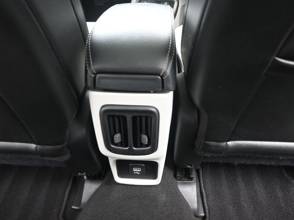 Used 2020 Jeep Compass Latitude image 25