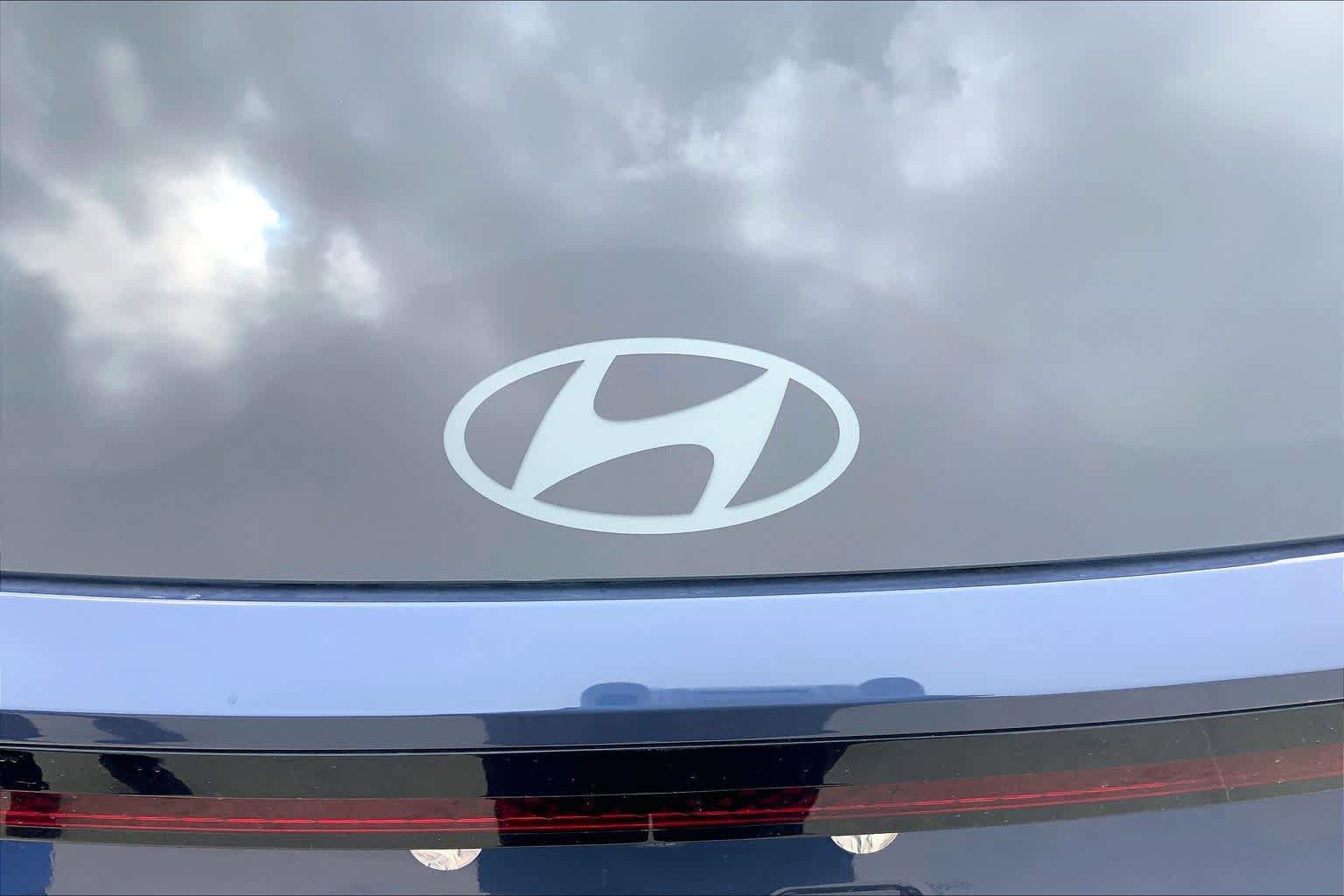 Used 2025 Hyundai Tucson SEL FWD image 33