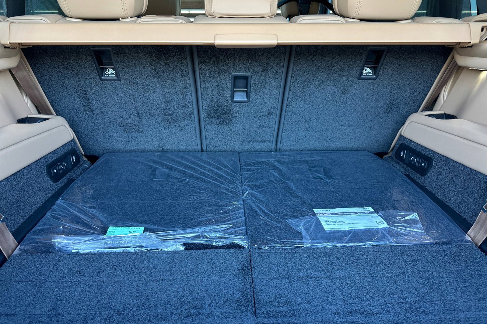 New 2026 Land Rover Range Rover Long Wheelbase SE image 27