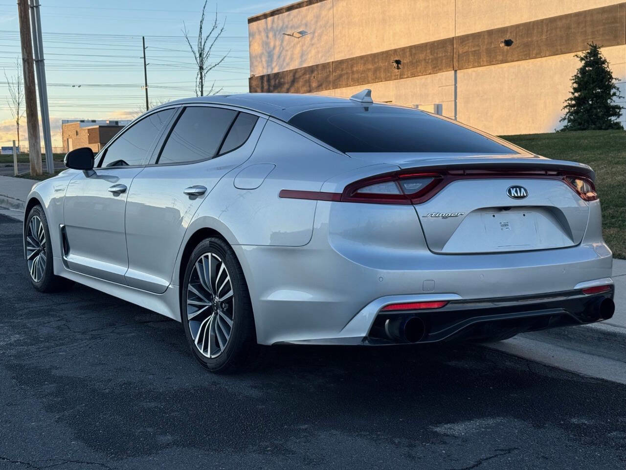Used 2018 Kia Stinger Premium image 5
