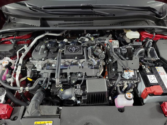 Used 2025 Toyota Corolla LE w/ LE Premium Package FWD image 13
