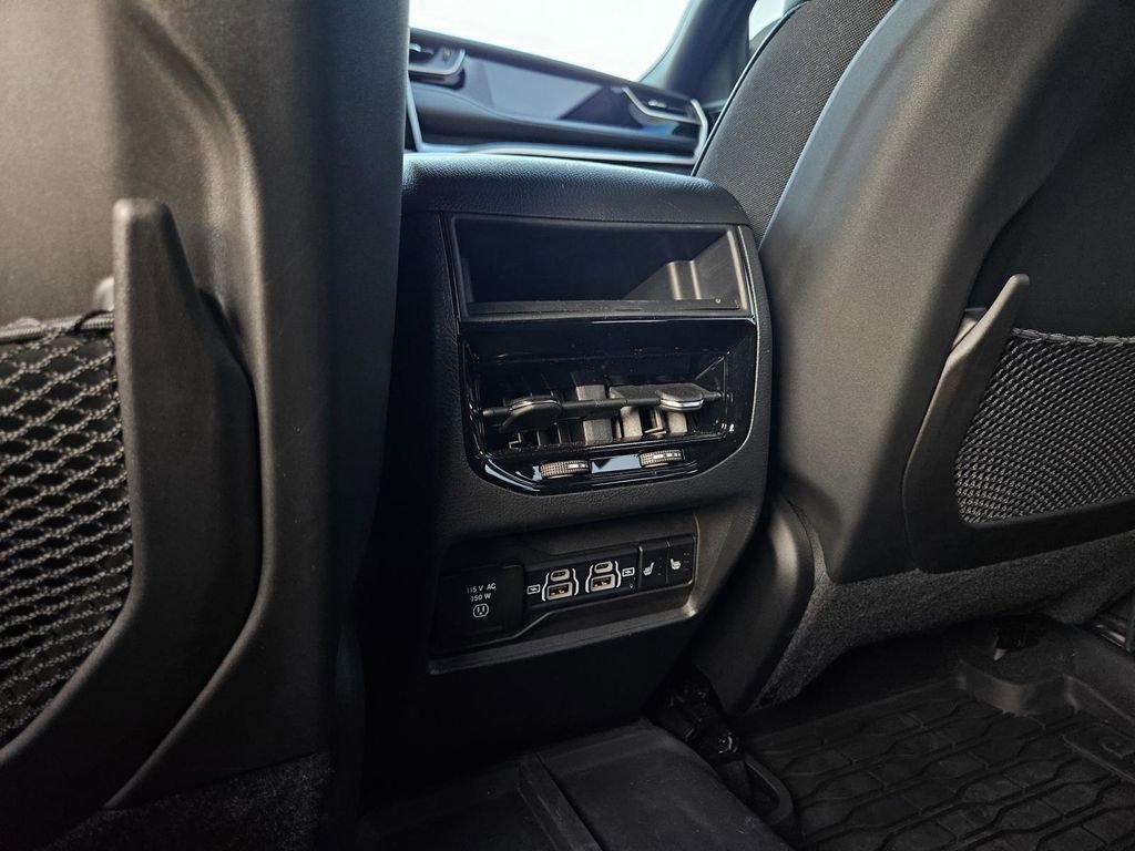 Used 2023 Jeep Grand Cherokee Trailhawk w/ Advanced Protech Group II AWD/4WD image 36