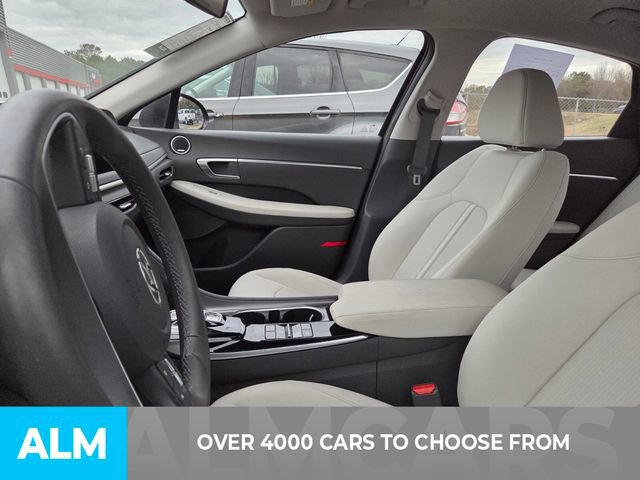 Used 2023 Hyundai Sonata SEL w/ Cargo Package image 2