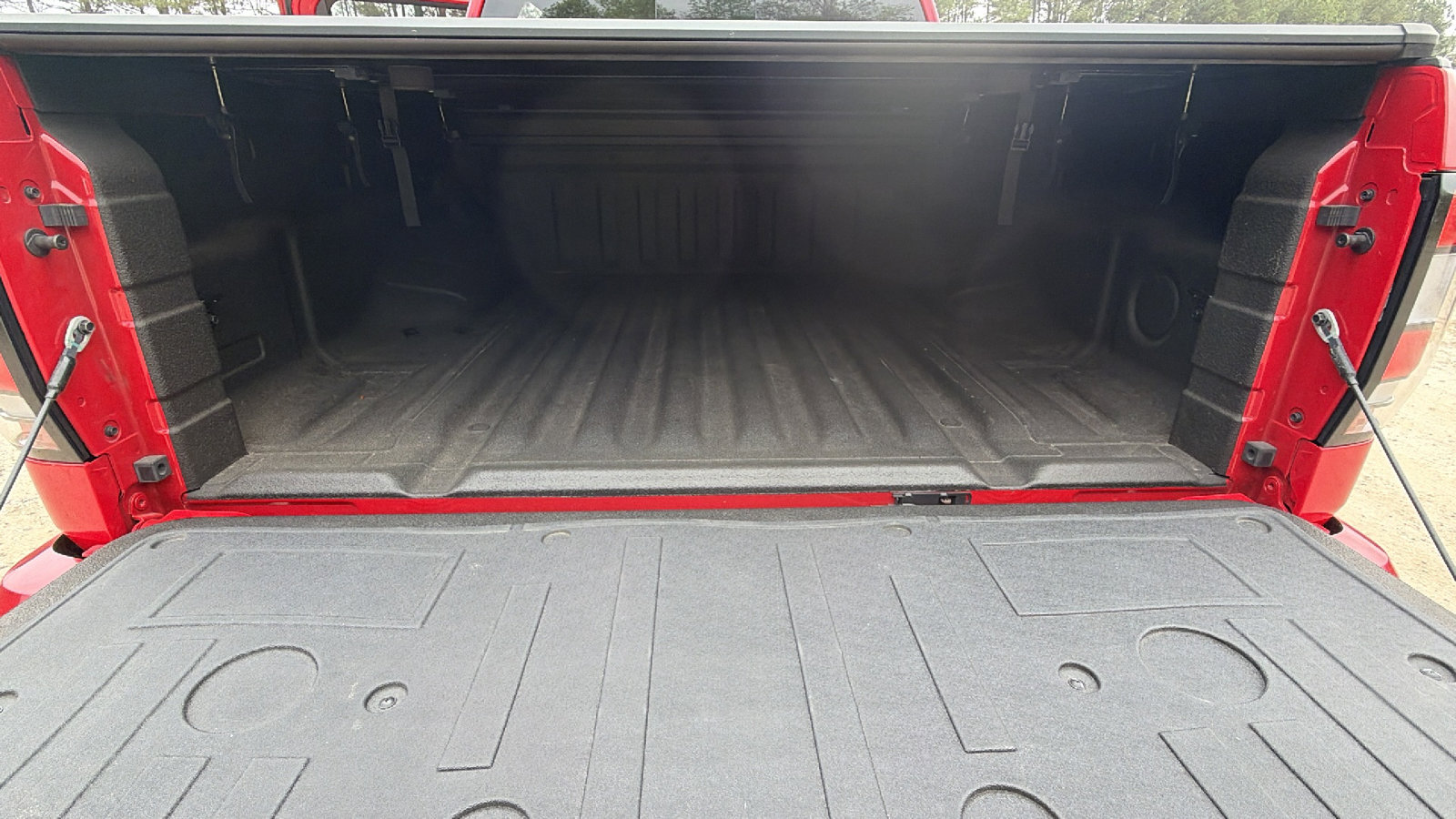 Used 2024 Nissan Frontier PRO-4X w/ Off-Road Protection Package image 13