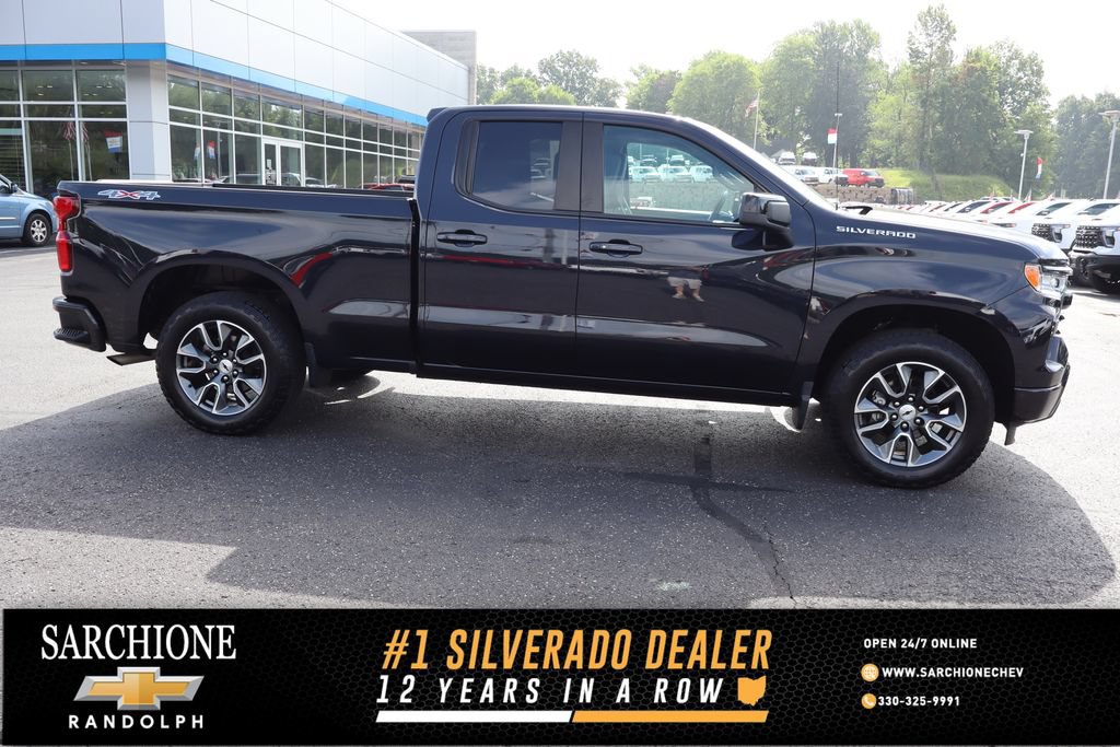 Used 2023 Chevrolet Silverado 1500 RST AWD/4WD image 1