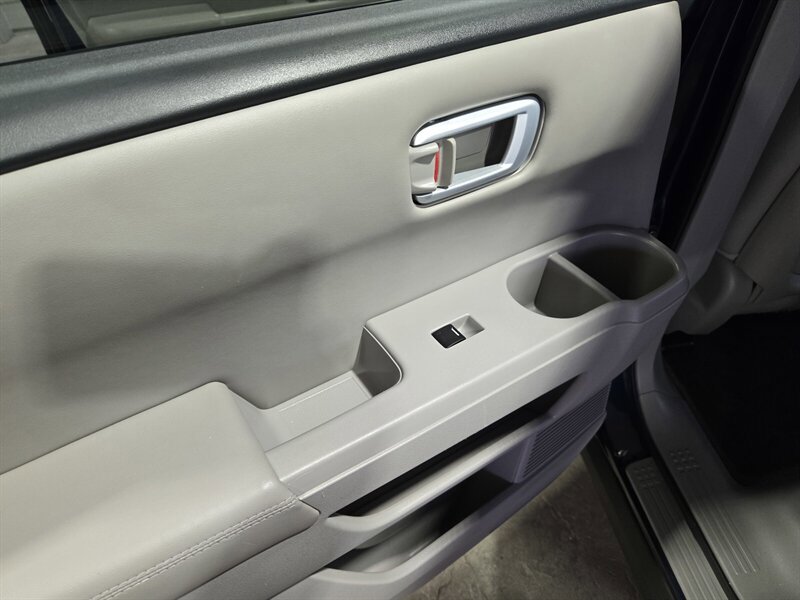Used 2012 Honda Pilot EX-L image 25