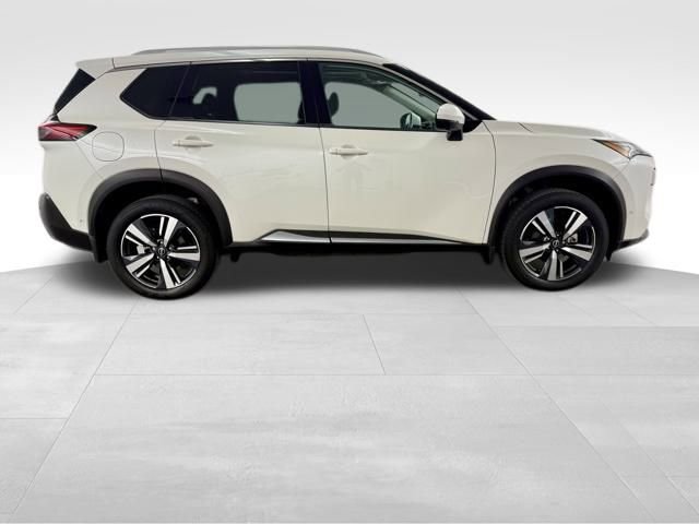 Used 2023 Nissan Rogue SL w/ SL Premium Package image 10