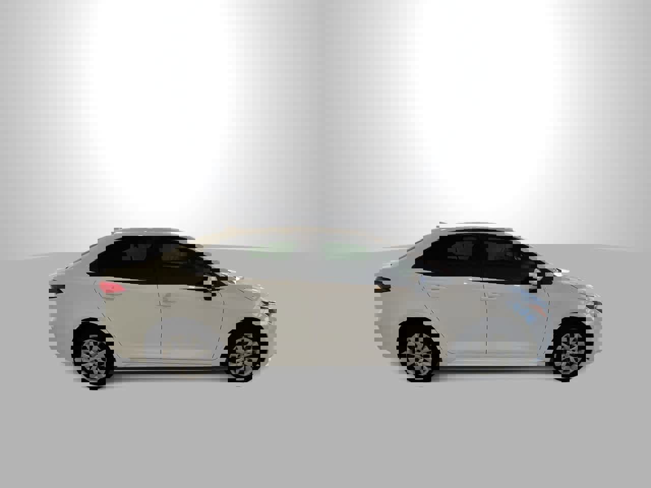 Used 2021 Toyota Corolla LE image 9