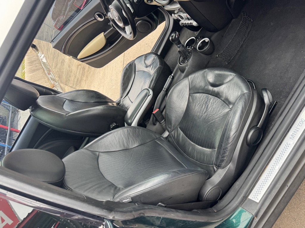 Used 2009 MINI Cooper S image 23