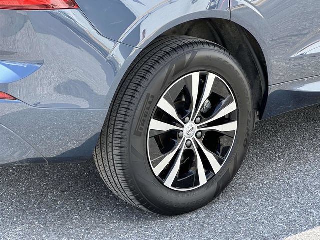 Used 2025 Volvo XC60 B5 Core w/ Climate Package AWD/4WD image 29