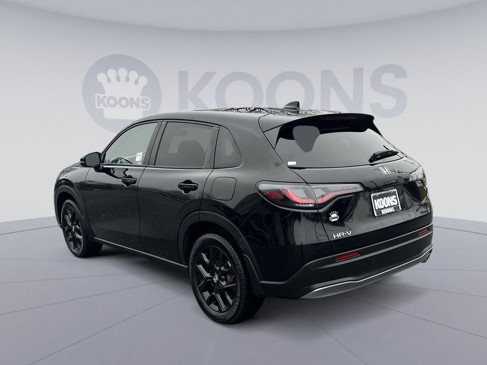 Used 2023 Honda HR-V Sport image 4