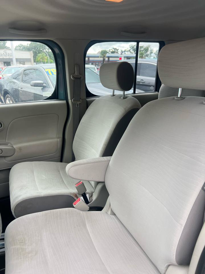 Used 2009 Nissan Cube 1.8 S w/ Interior Designer Pkg FWD image 9
