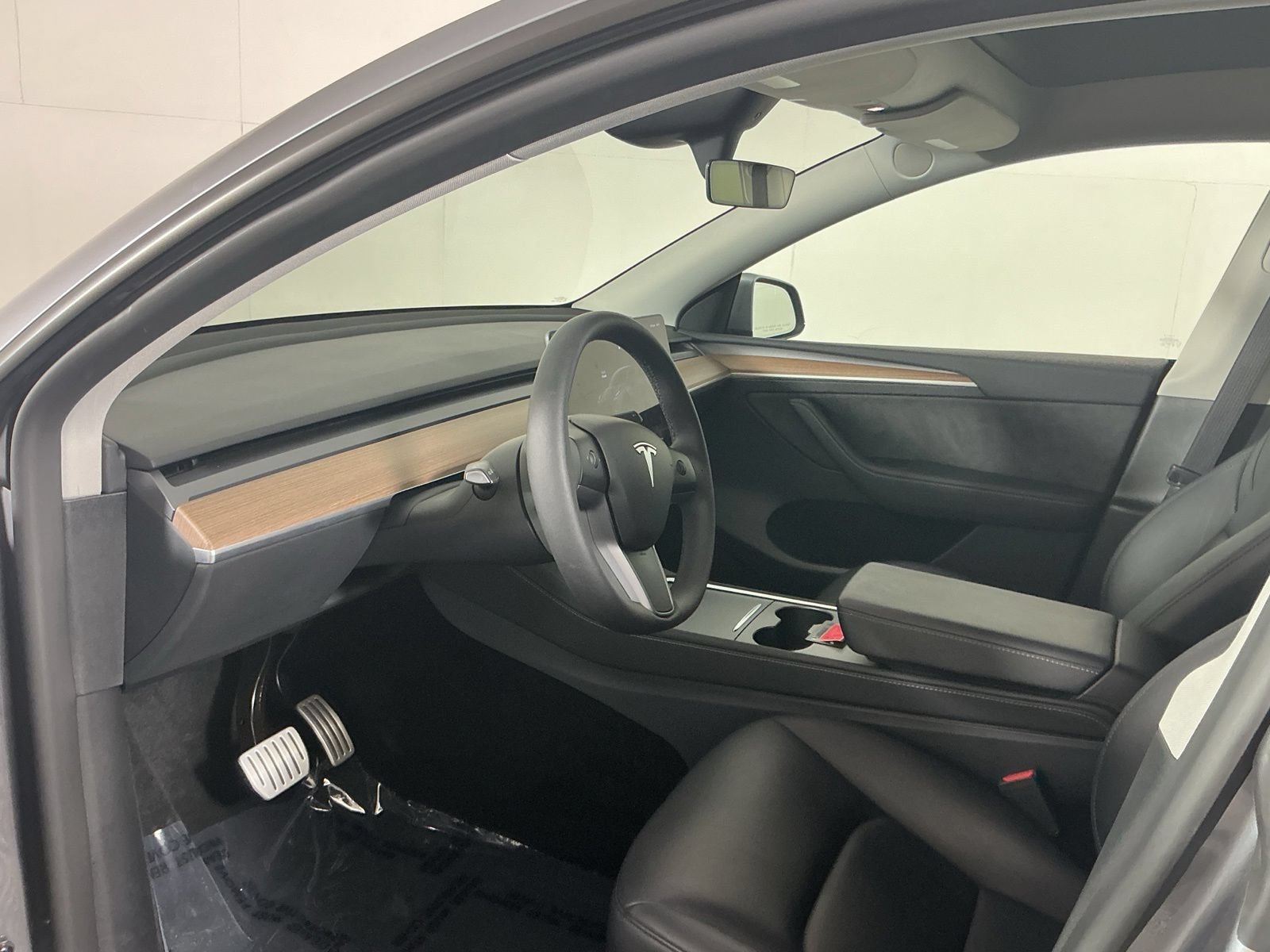 Used 2025 Tesla Model Y Performance AWD/4WD image 11