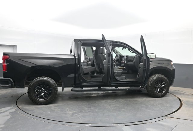 Used 2020 Chevrolet Silverado 1500 LT Trail Boss AWD/4WD image 51