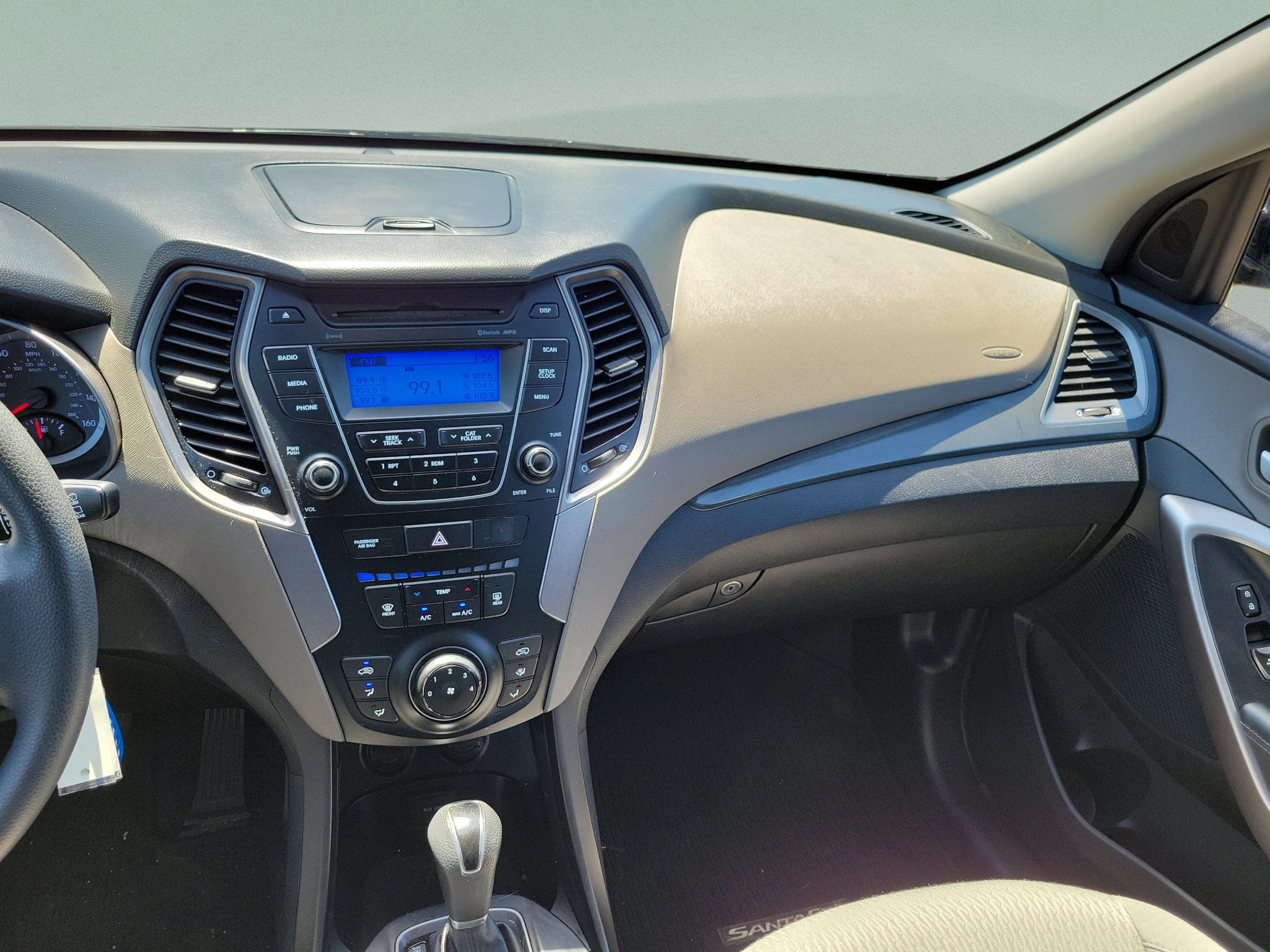 Used 2015 Hyundai Santa Fe Sport FWD image 16