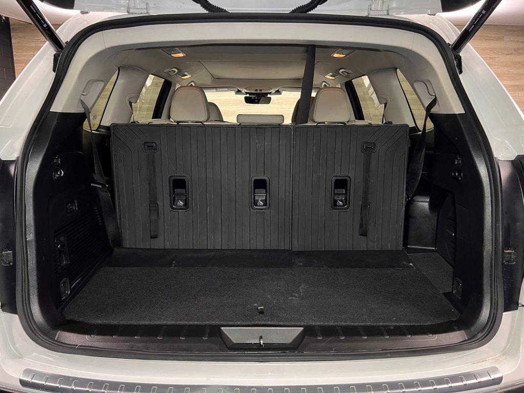 Used 2024 Subaru Ascent Limited w/ Technology Package image 25