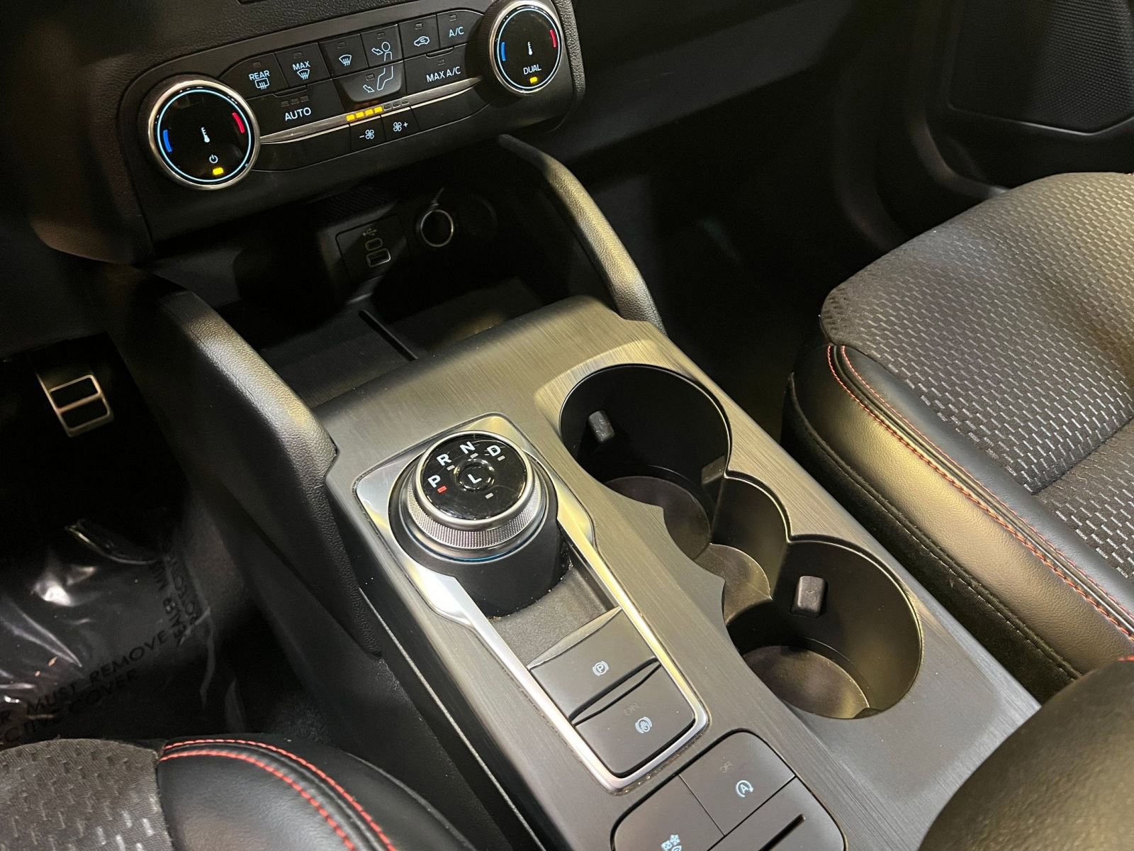 Used 2024 Ford Escape ST-Line image 41