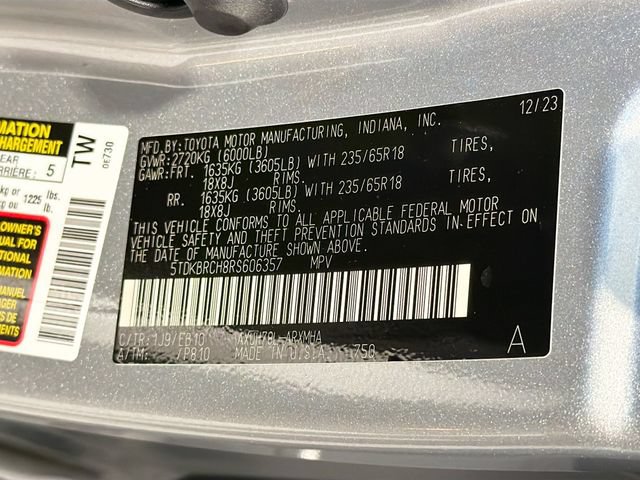 Certified 2024 Toyota Highlander XLE AWD/4WD image 25