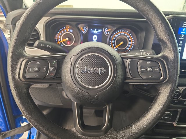 Used 2024 Jeep Gladiator Sport AWD/4WD image 29