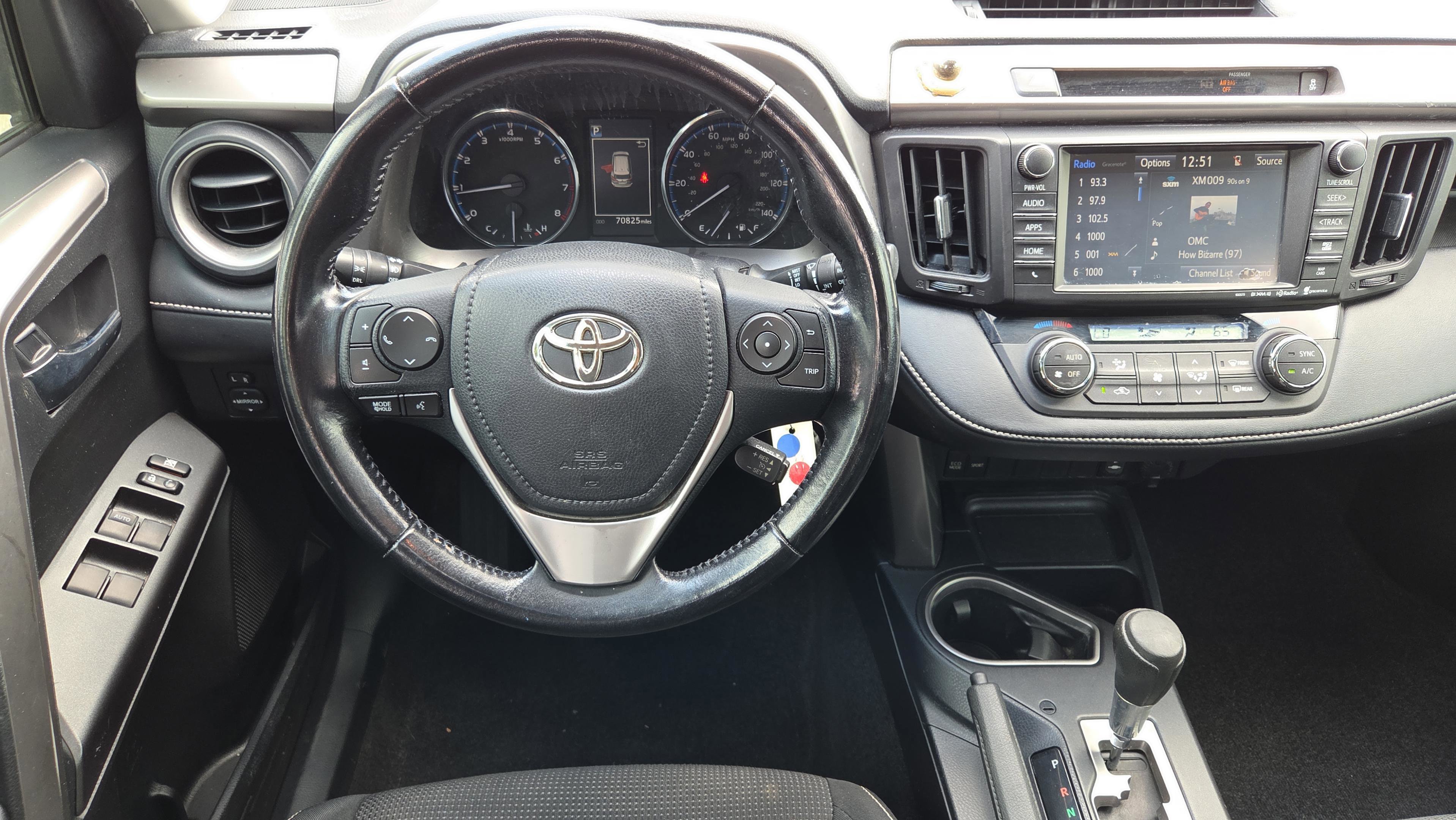 Used 2016 Toyota RAV4 XLE FWD image 12