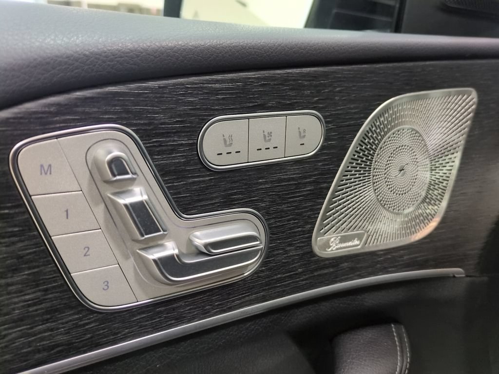 Used 2025 Mercedes-Benz GLE 350 4MATIC image 27