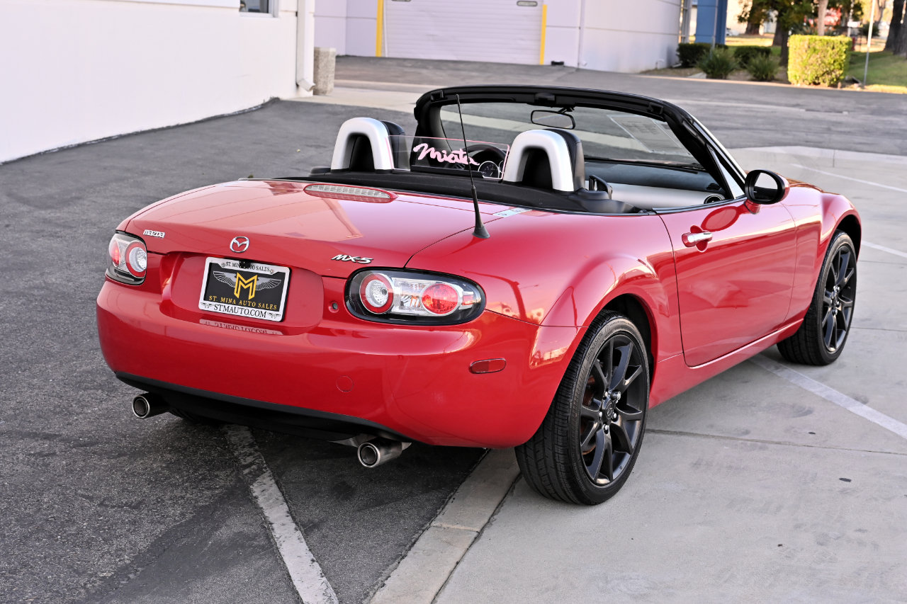 Used 2006 MAZDA MX-5 Miata 3rd Generation Limited RWD image 7