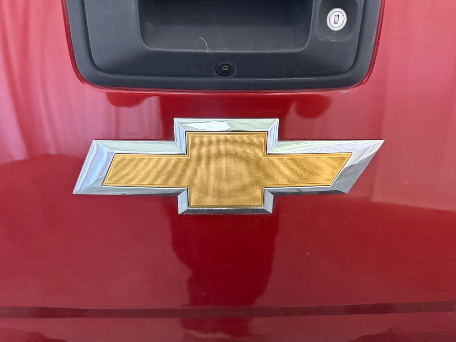 Used 2016 Chevrolet Colorado LT w/ LT Convenience Package RWD image 12