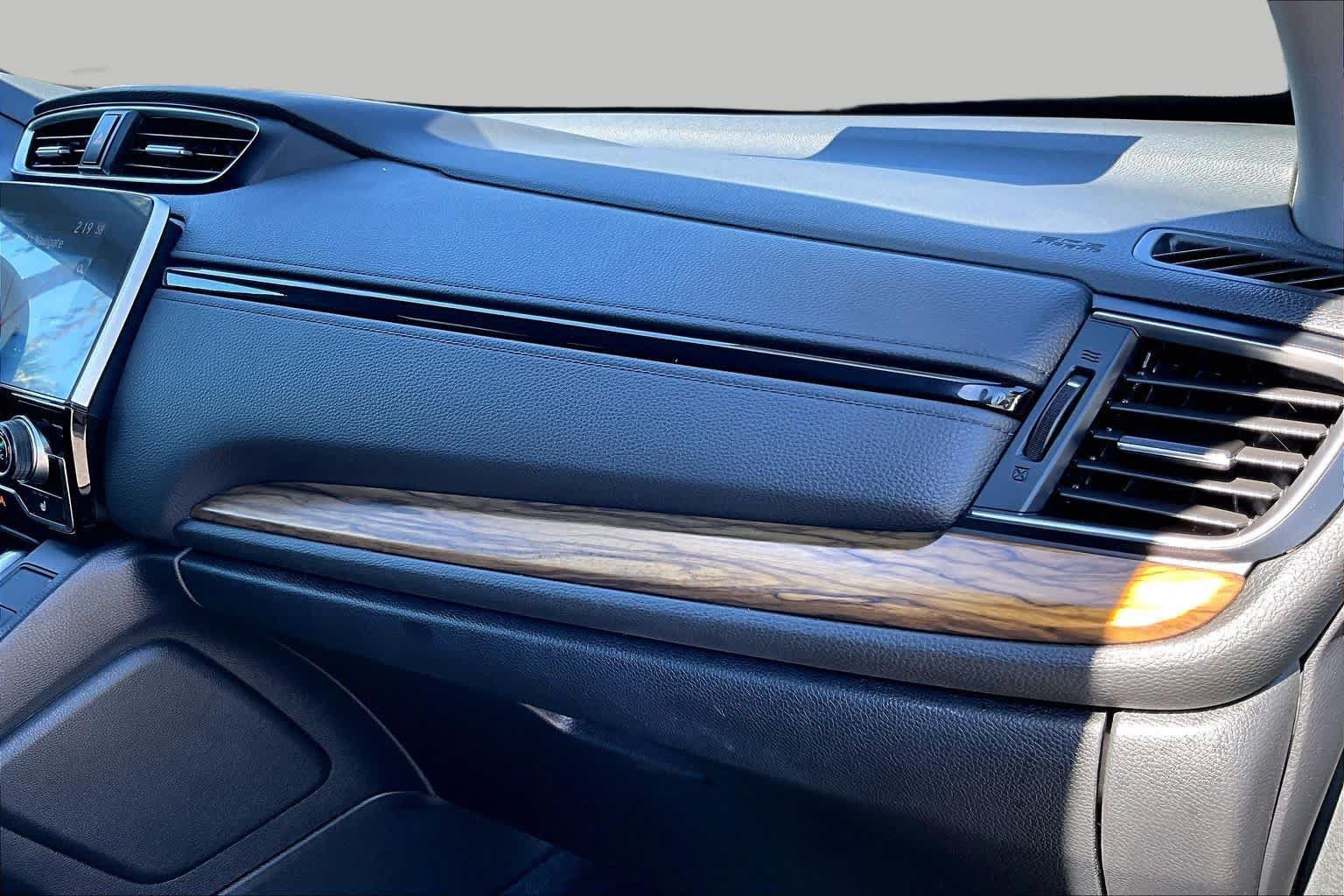 Used 2020 Honda CR-V Touring image 17