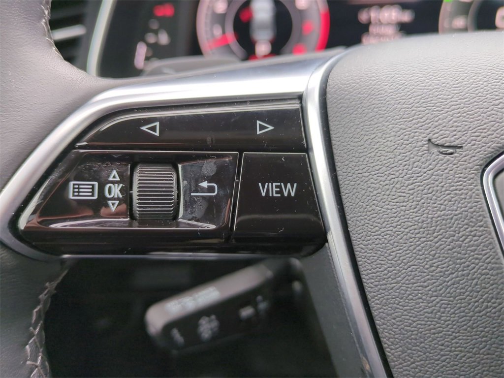 Used 2025 Audi A6 Premium Plus w/ Premium Plus Package image 18